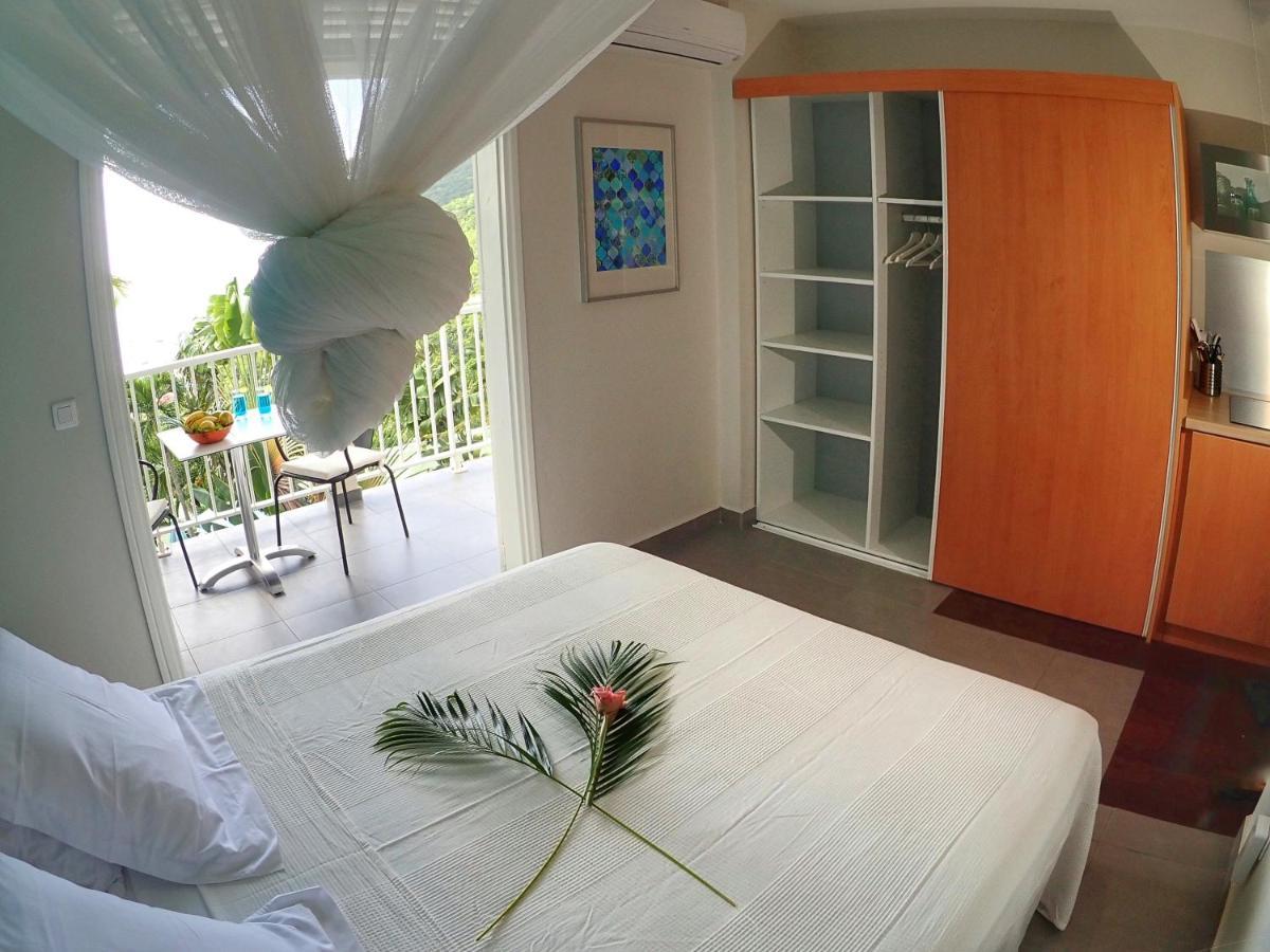 Studio Malacca, Malanga Et Majacudja - O Coeur De Deshaies Exteriör bild