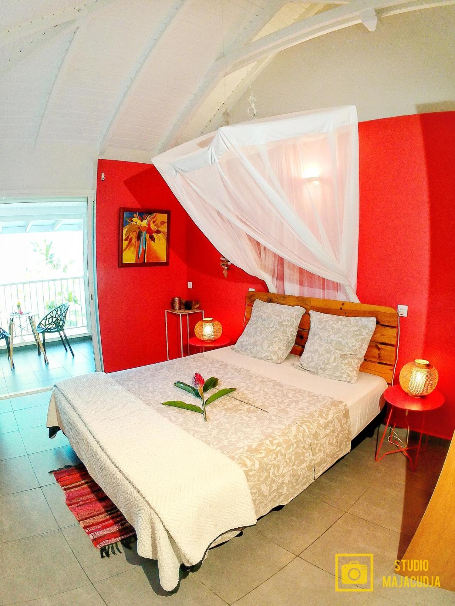 Studio Malacca, Malanga Et Majacudja - O Coeur De Deshaies Rum bild