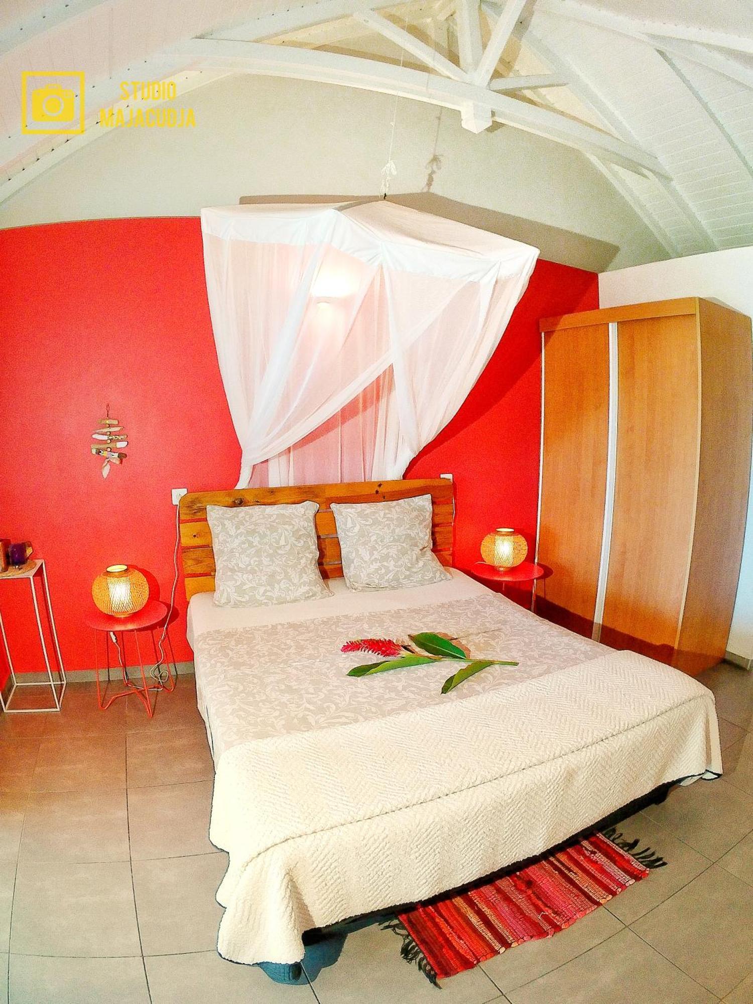 Studio Malacca, Malanga Et Majacudja - O Coeur De Deshaies Rum bild
