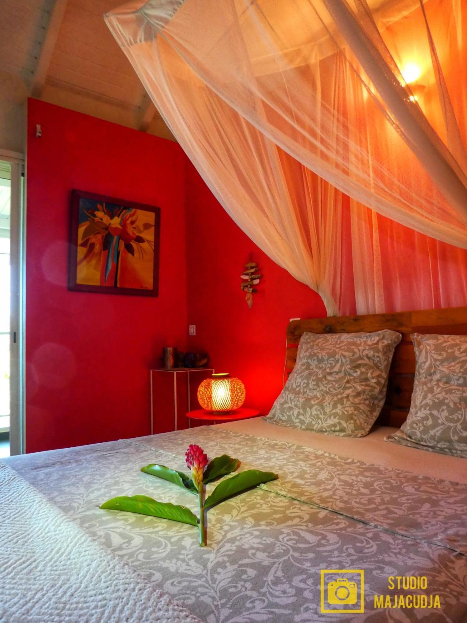 Studio Malacca, Malanga Et Majacudja - O Coeur De Deshaies Rum bild